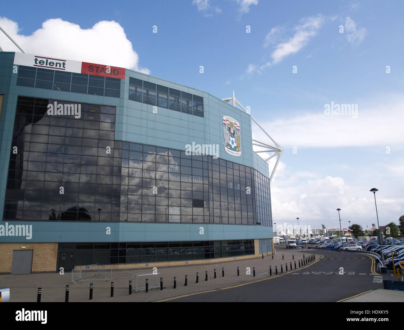 Schilder am Eingang zur Ricoh Arena, Heimat von Coventry City Football Club Stockfoto