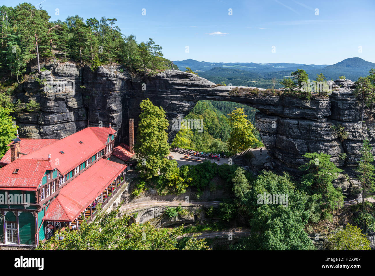 Rheinwiesen, die größte natürliche Sandstein Bogen in Europa, Nationalpark Böhmische Schweiz, Elbsandsteingebirge, Tschechische Republik Stockfoto