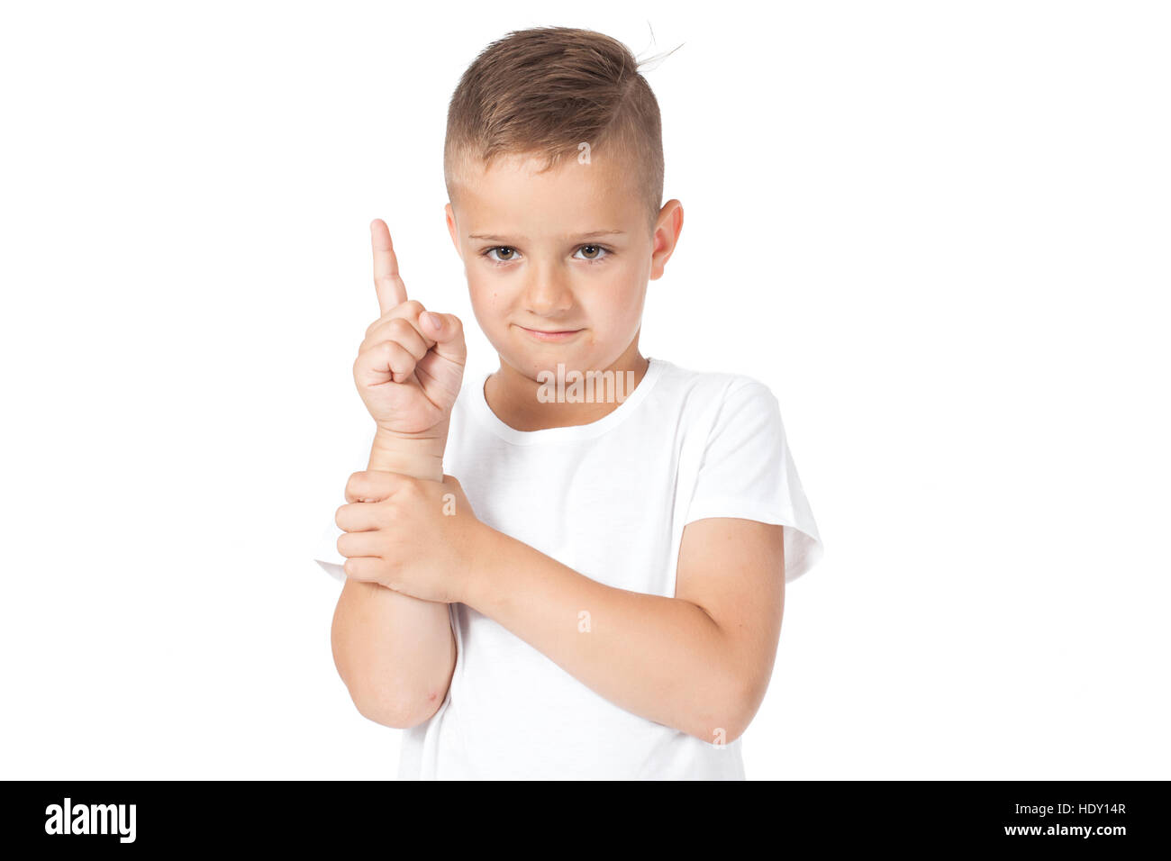 Junge zeigt etwas einen Finger hat eine Idee Stockfoto