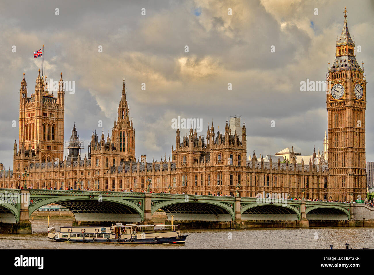 Parlamentsgebäude und Westminster Bridge London UK Stockfoto