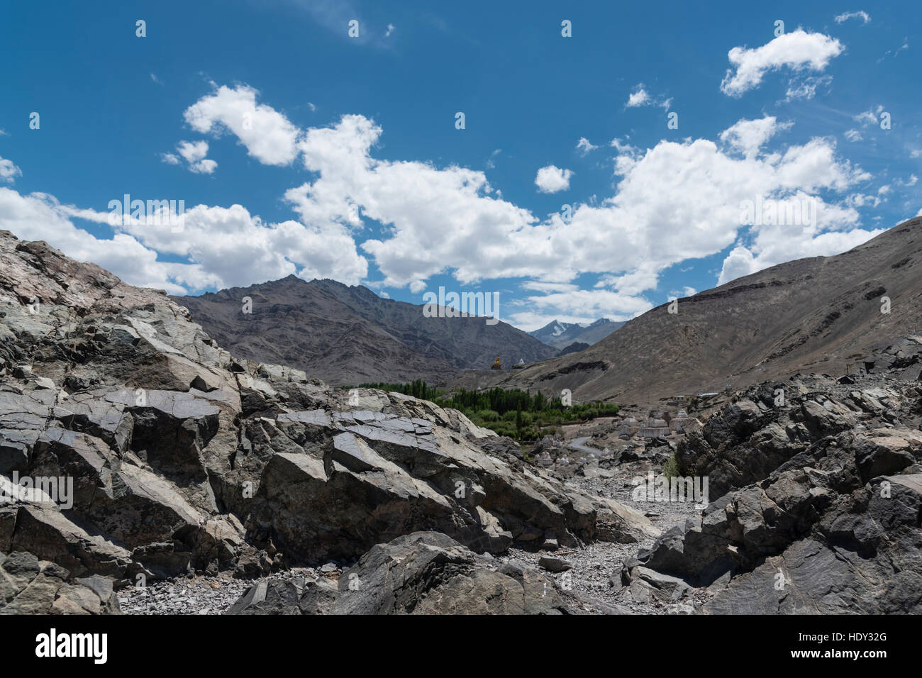 Ladakh Landschaft; felsige, karge Wüstenlandschaft von Ladkah Stockfoto