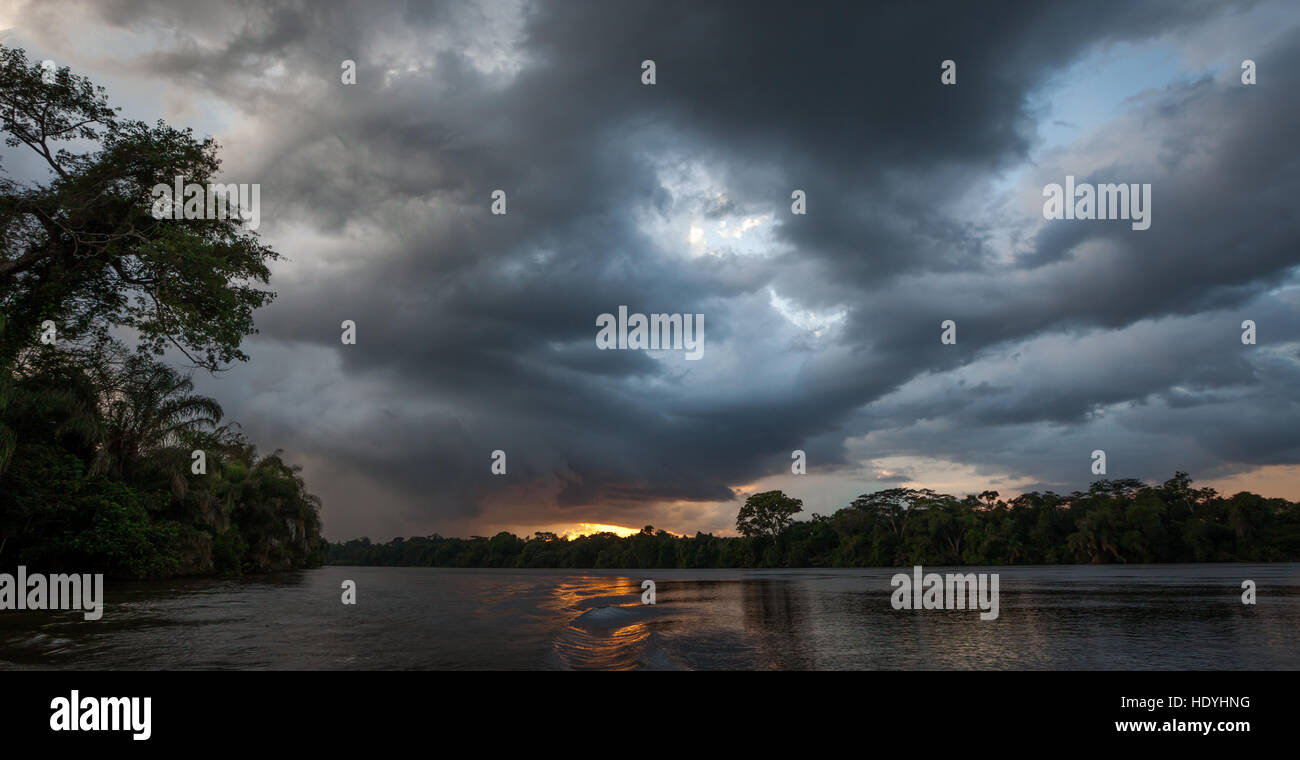 Sonnenuntergang am Tiway Island, Sierra Leone Stockfoto