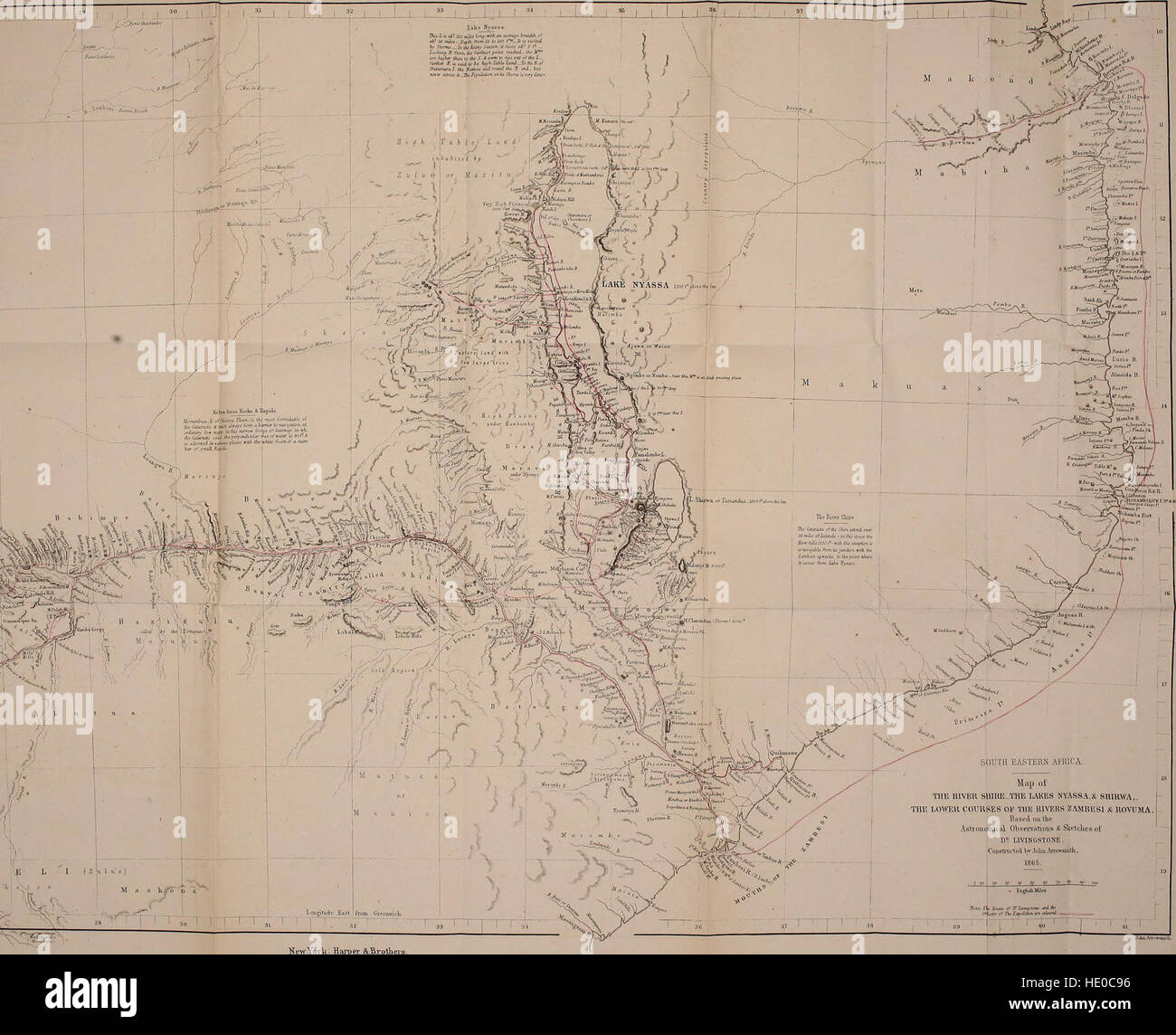 Diese Erzählung aus dem Jahr 1893 erzählt die Reise einer Expedition zum Sambesi und seinen Nebenflüssen, die sich auf die Entdeckung des Shirwa-Sees und des Nyassa-Sees in Afrika zwischen 1858 und 1864 konzentriert. Stockfoto