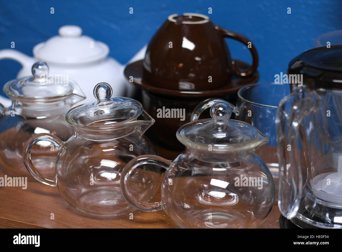 verschiedene Glas-Teekannen Stockfoto