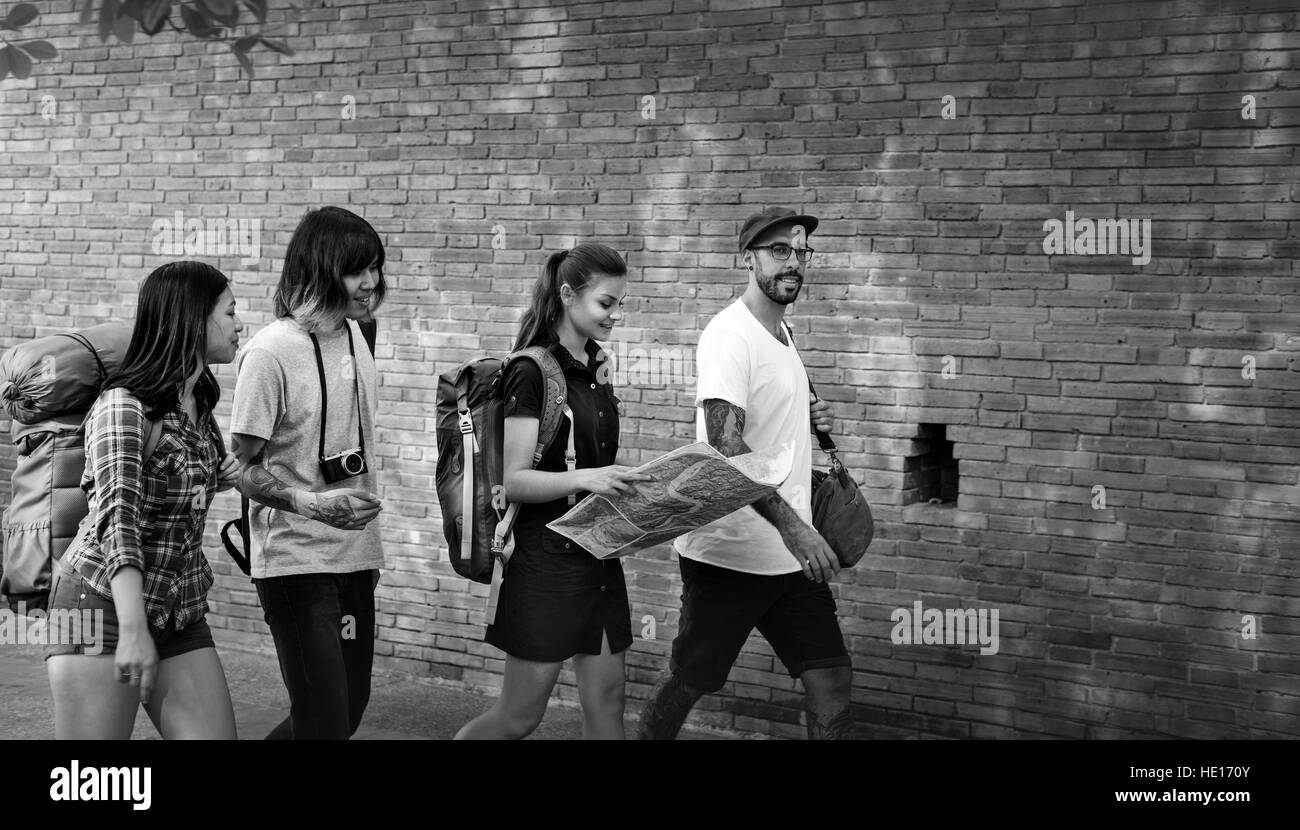Freunde Reisen Backpacker-Abenteuer-Konzept Stockfoto
