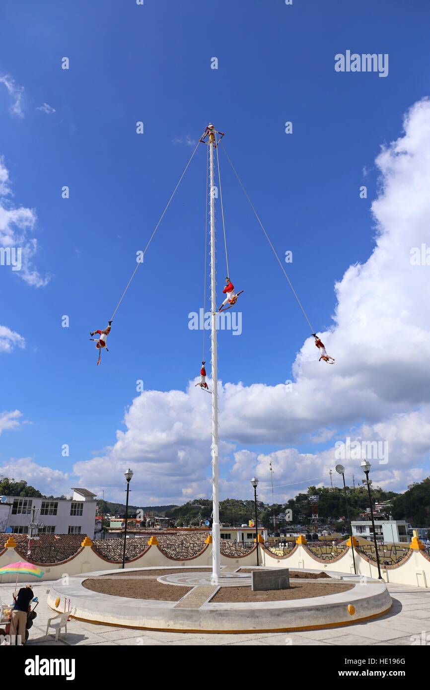 Voladores, die Bungee-Jumper aus Mexiko Stockfoto