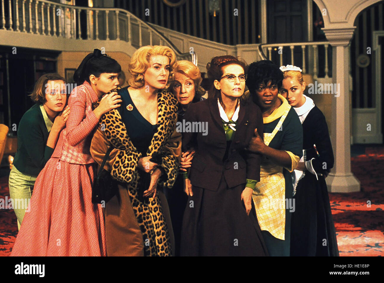 8 Frauen aka. 8 Femmes, Frankreich 2002 Regie: François Ozon Schauspieler/Stars: Fanny Ardant, Emmanuelle Béart, Danielle Darrieux Stockfoto