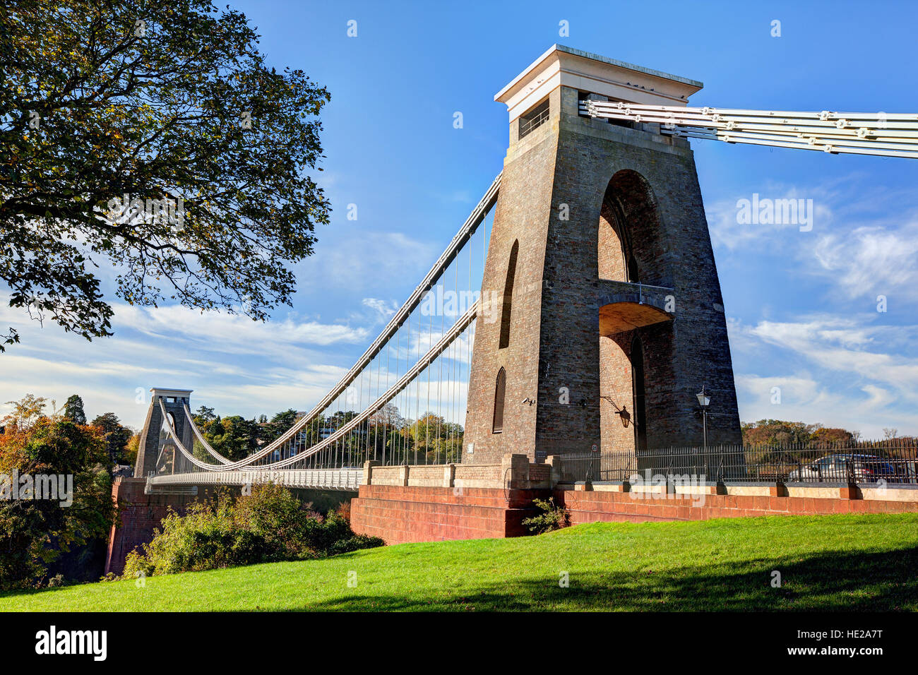 Tagsüber Ansicht der Clifton Suspension Bridge in Bristol, England Stockfoto