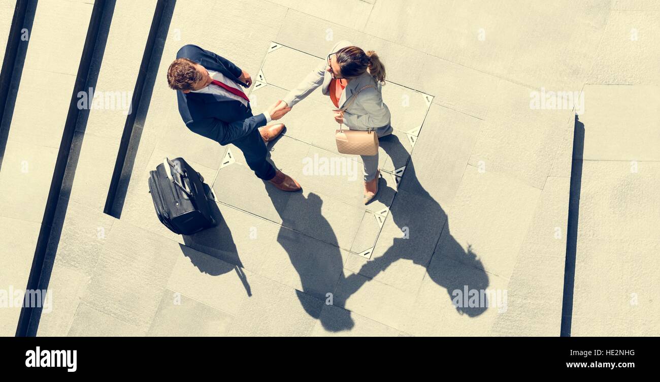 Handshake Gruß Menschen Reisekonzept Firmenkundengeschäft Stockfoto