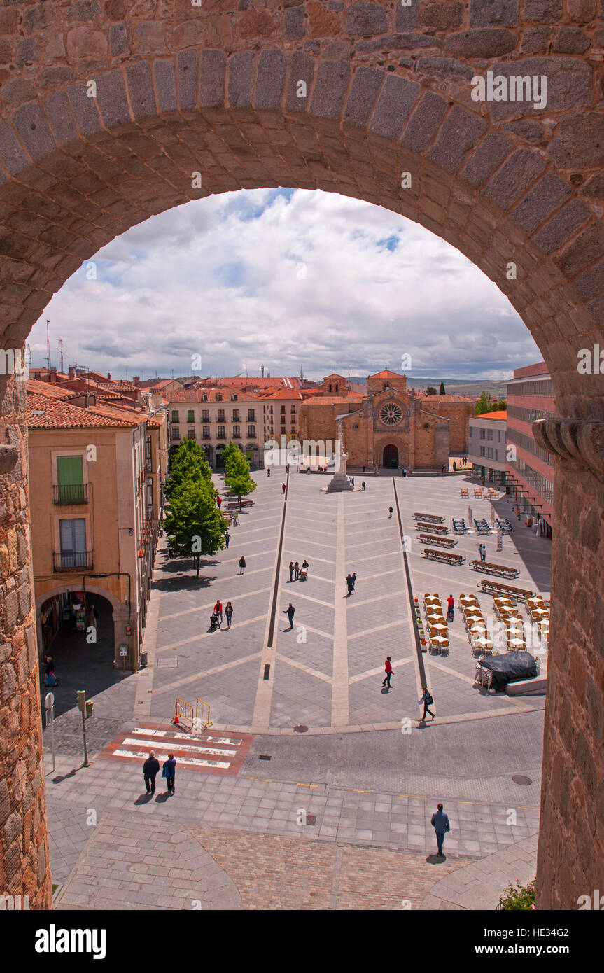 Blick von der Stadtmauer von Avila, Spanien Stockfoto