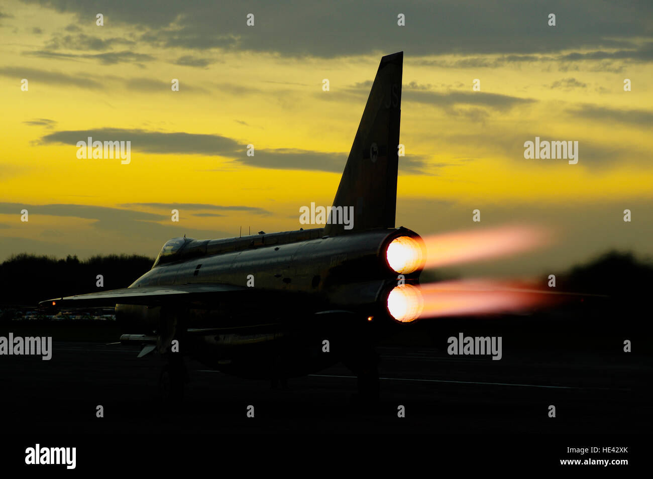 Englisch Electric Lightning F6 XR728 mit Nachbrenner bei Bruntingthorpe, Stockfoto