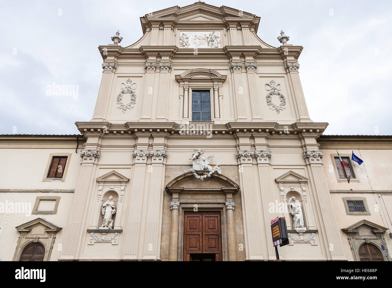 Reisen Sie nach Italien - Fassade von San Marco Church (Basilica di San Marco) des Klosters in Florenz Zentrum Stockfoto