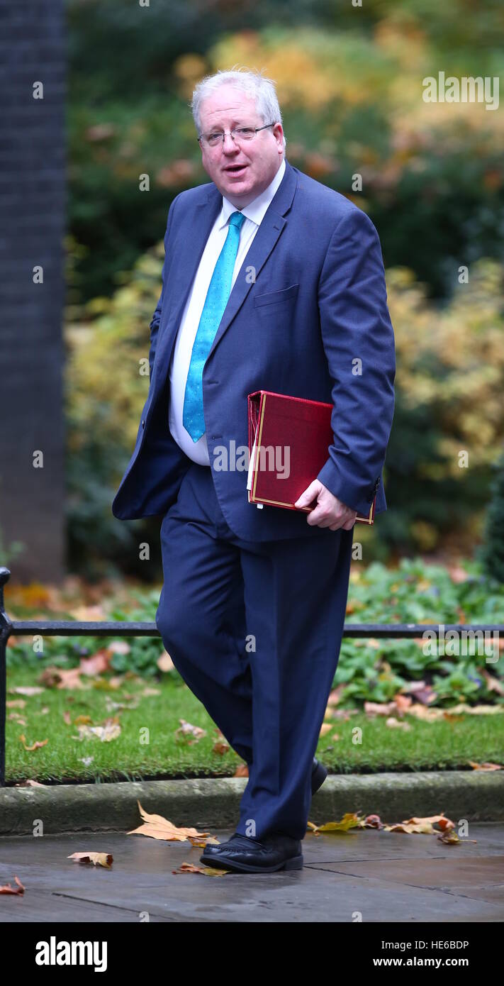 Patrick McLoughlin, Vorsitzender der konservativen Partei, als Minister besuchen die wöchentlichen Kabinettssitzung in 10 Downing Street, London.  Mitwirkende: Patrick McLoughlin Where: London, Vereinigtes Königreich bei: 15. November 2016 Stockfoto