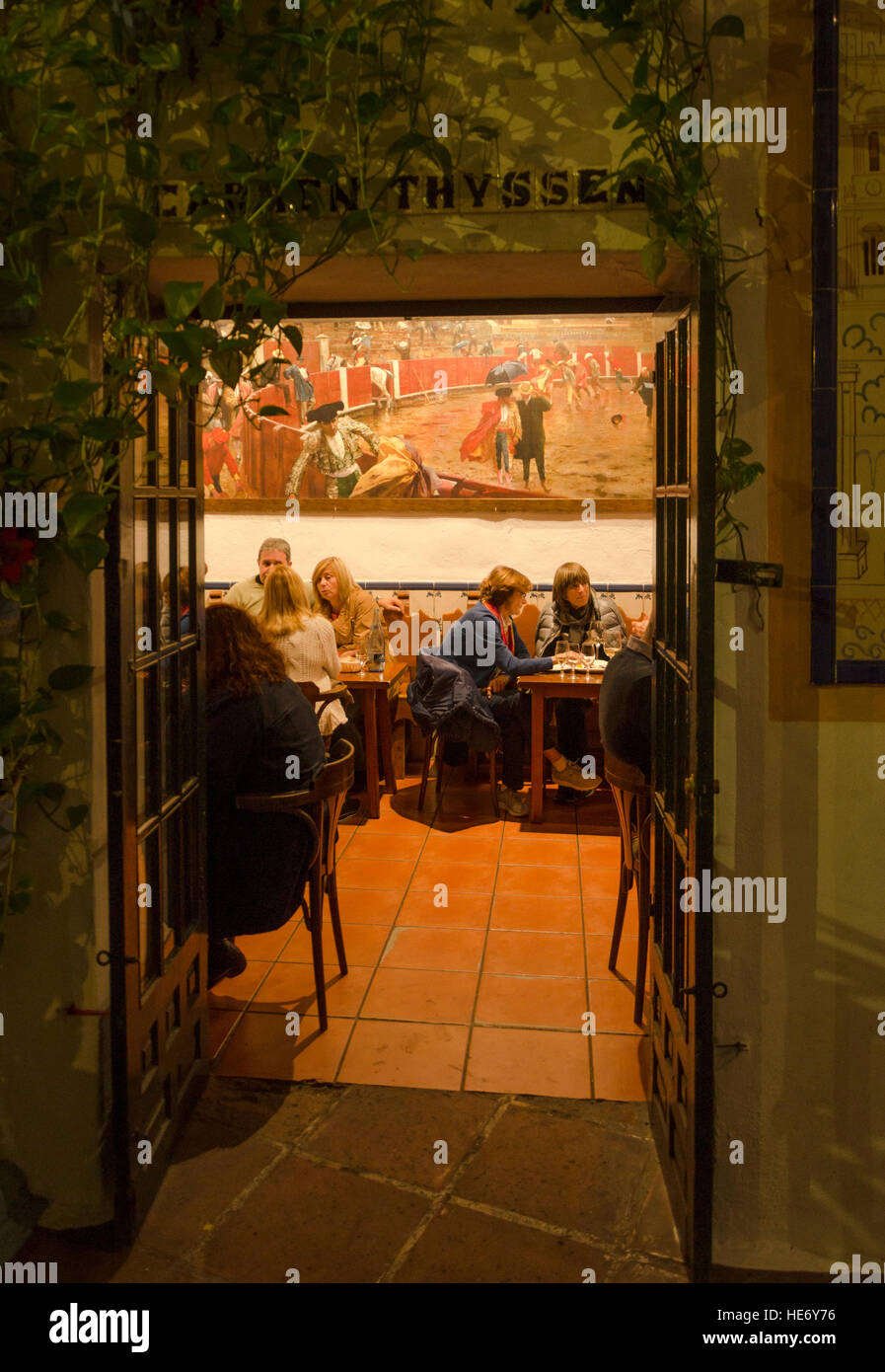 El Pimpi, Inneneinrichtung von Bodegas El Pimpi, Bar Restaurant, Malaga, Andalusien, Spanien Stockfoto