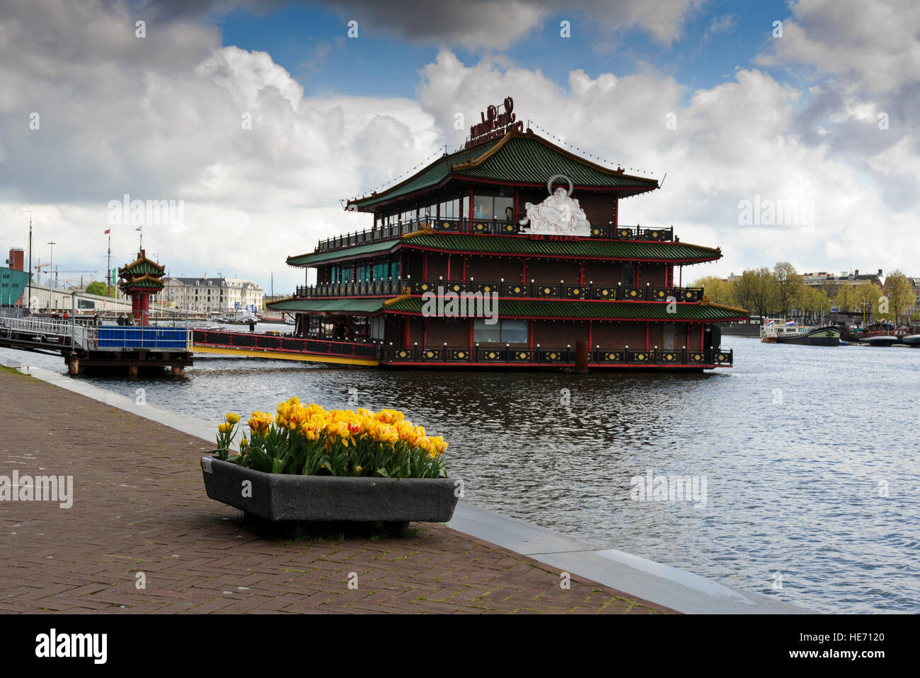Restaurant sea palace in amsterdam -Fotos und -Bildmaterial in hoher