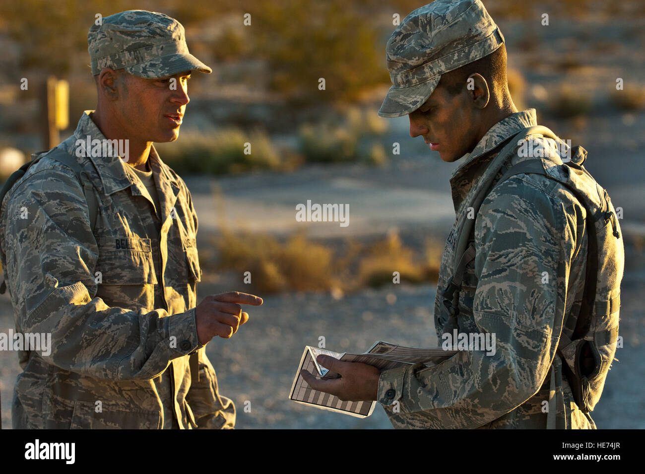 US Air Force Staff Sgt Jason Bell, 60. Sicherheit zwingt Geschwader ...