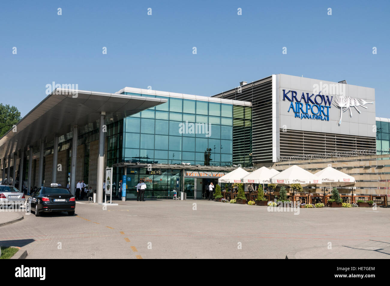 Internationalen Terminal an Johannes Paul II. internationalen Flughafen Krakau-Balice in Polen ...