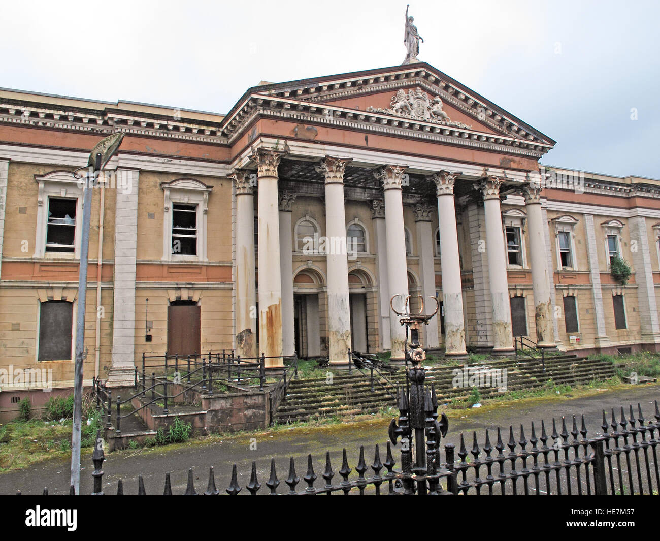 Crumlin Road Courthouse, Belfast, Nordirland, Vereinigtes Königreich Stockfoto