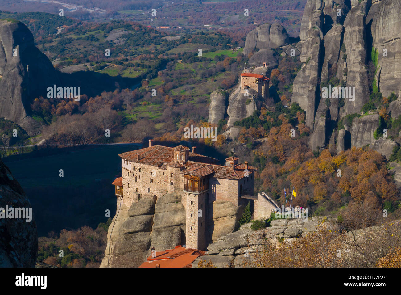 h-ngende-kloster-meteora-kalampaka-in-griechenland-die-meteora-bereich