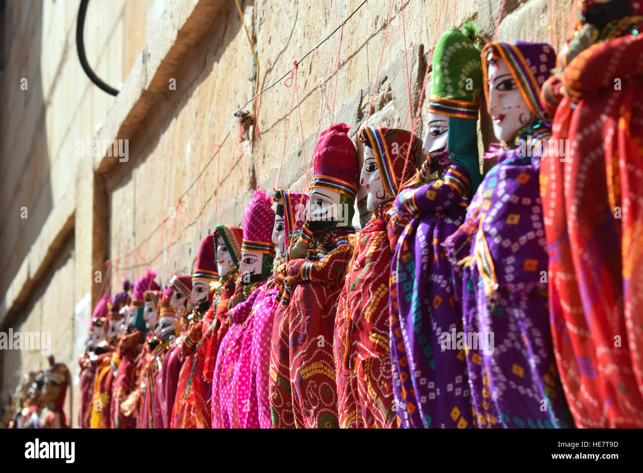 Beliebte indische Marionetten - traditionelle Souvenirs von Jaisalmer, Rajasthan, Indien Stockfoto