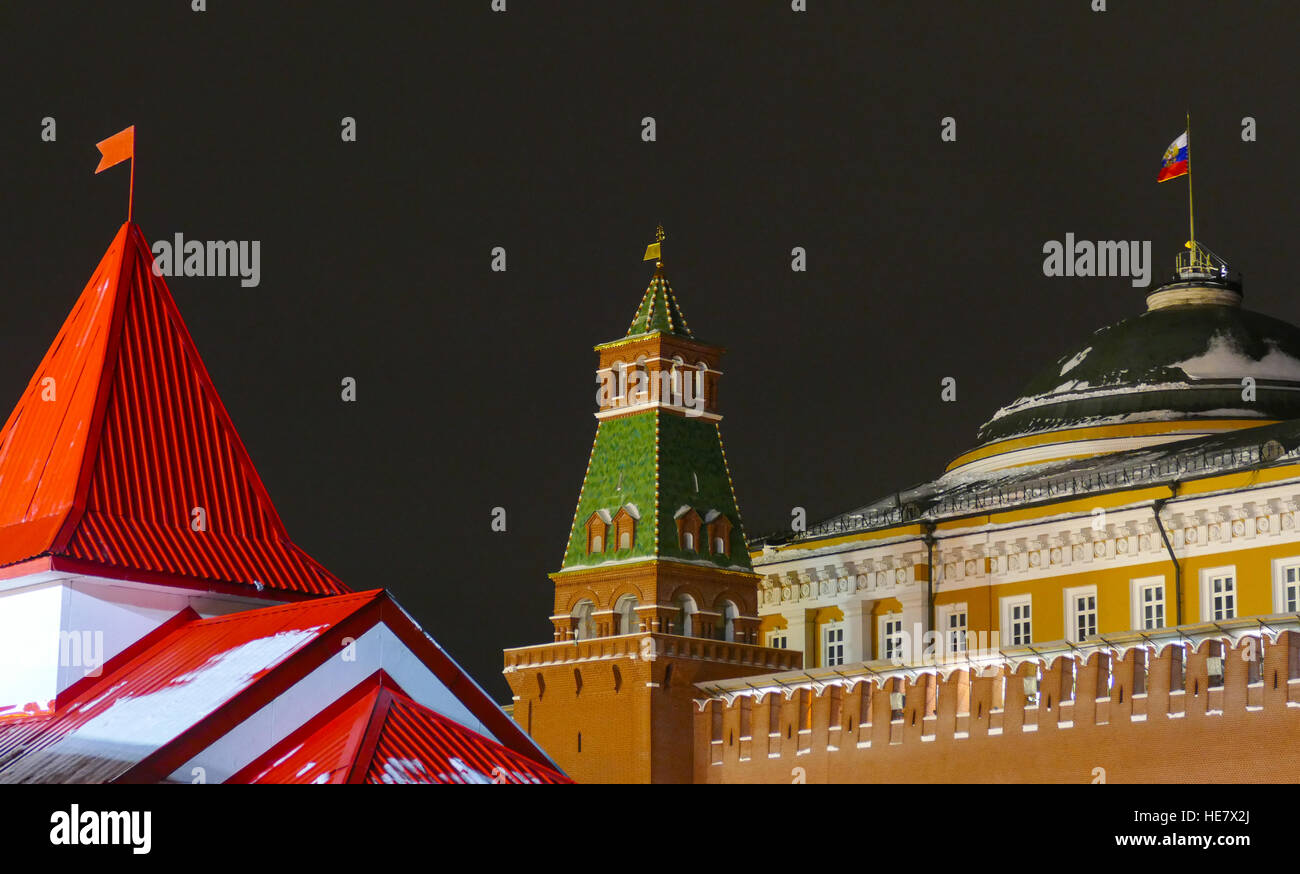 Verschiedene Türme neben dem Kreml Stockfoto