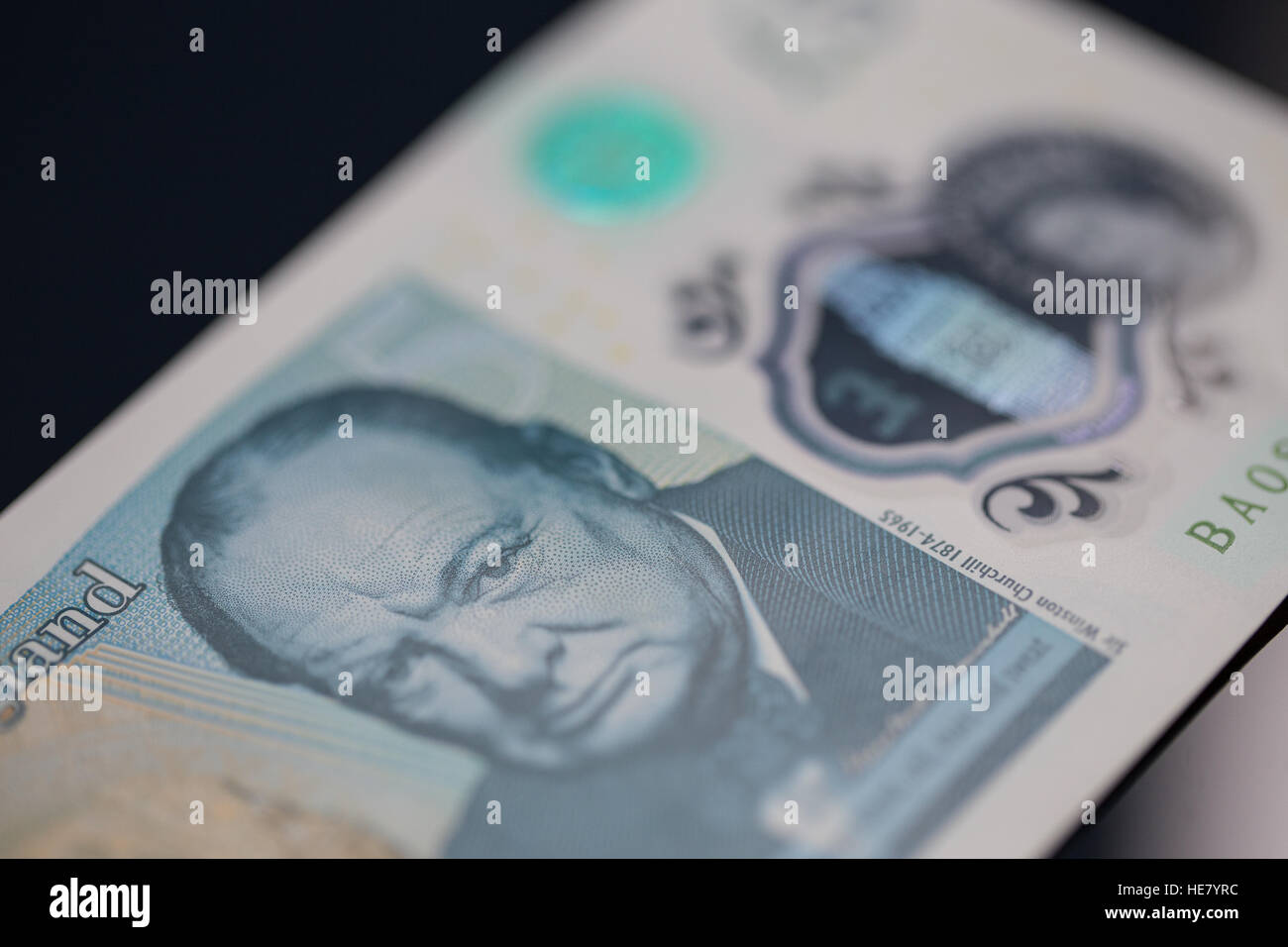 Nahaufnahme von der neue 2016 Polymer-fünf-Pfund-Note (Seite zeigen Churchill) Stockfoto