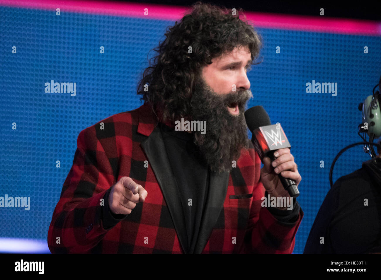 WWE Ringkämpfer Mick Foley an den 14. jährlichen Tribut an die Truppen Veranstaltung Ringkampf im Verizon Center 13. Dezember 2016 in Washington, DC. Stockfoto