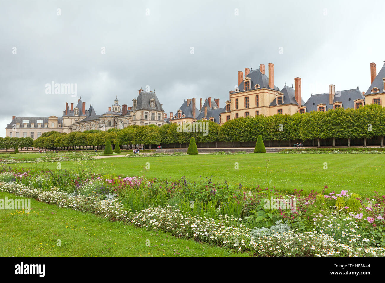 FONTAINEBLEAU, Frankreich - 13. Juli: Königliche Jagdschloss Fontainebleau, Frankreich, Juli 13,2014. Stockfoto