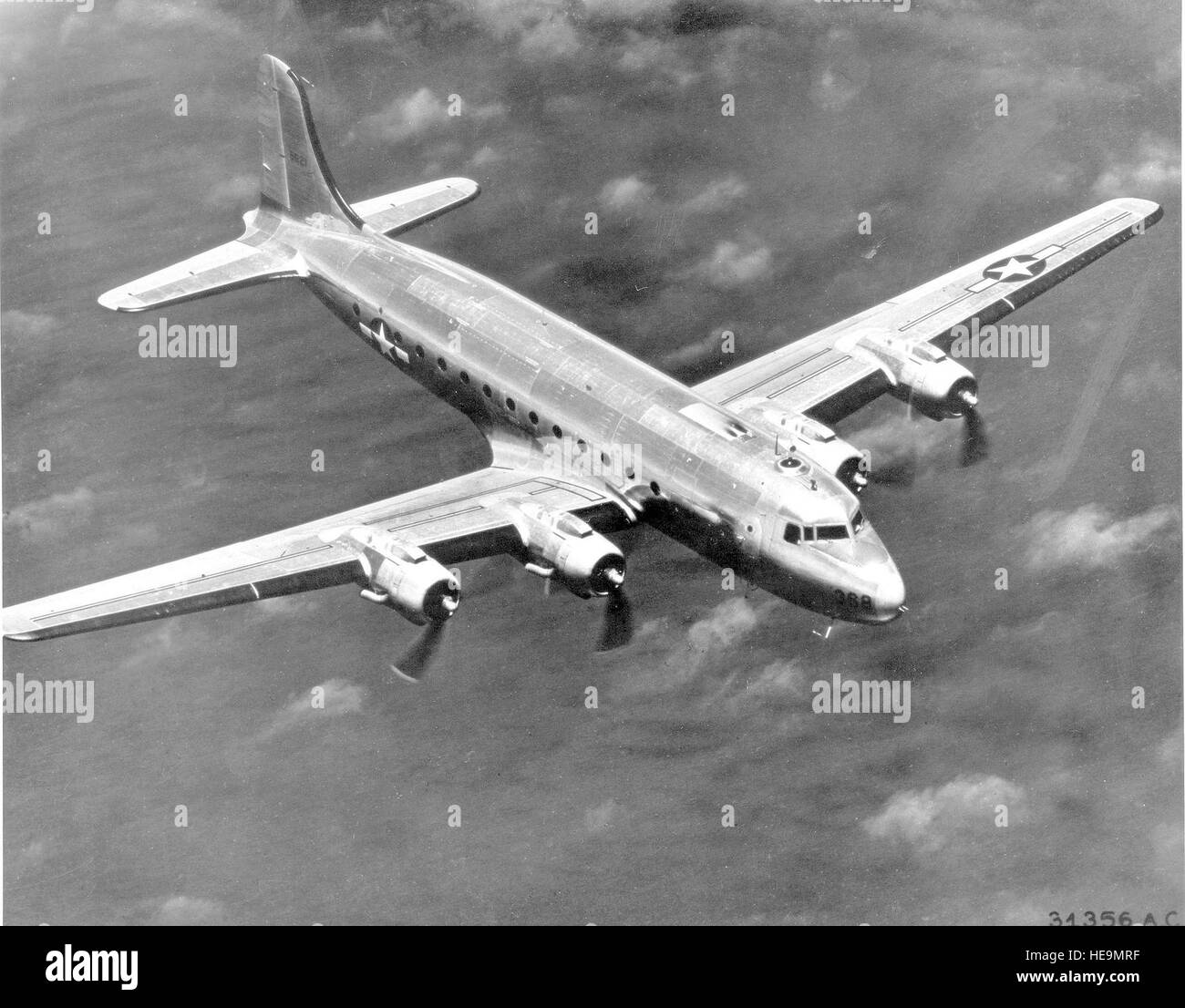 Fracht- und Transport. Eine spezielle C-54 C, genannt die "heilige Kuh" vom White House Pressecorps, wurde das erste Präsidenten Flugzeug für Roosevelt bestellt. Stockfoto
