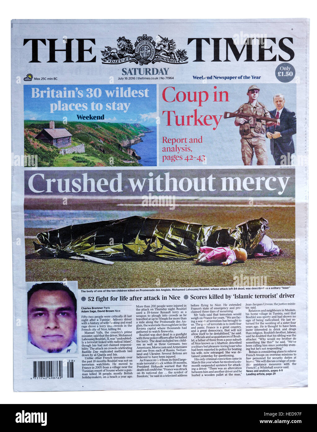 Die Titelseite der Times vom 16. Juli 2016 nach dem 2016 Nationalfeiertag Lastkraftwagen (LKW) Terroranschlag in Nizza im Juli 2016 Stockfoto