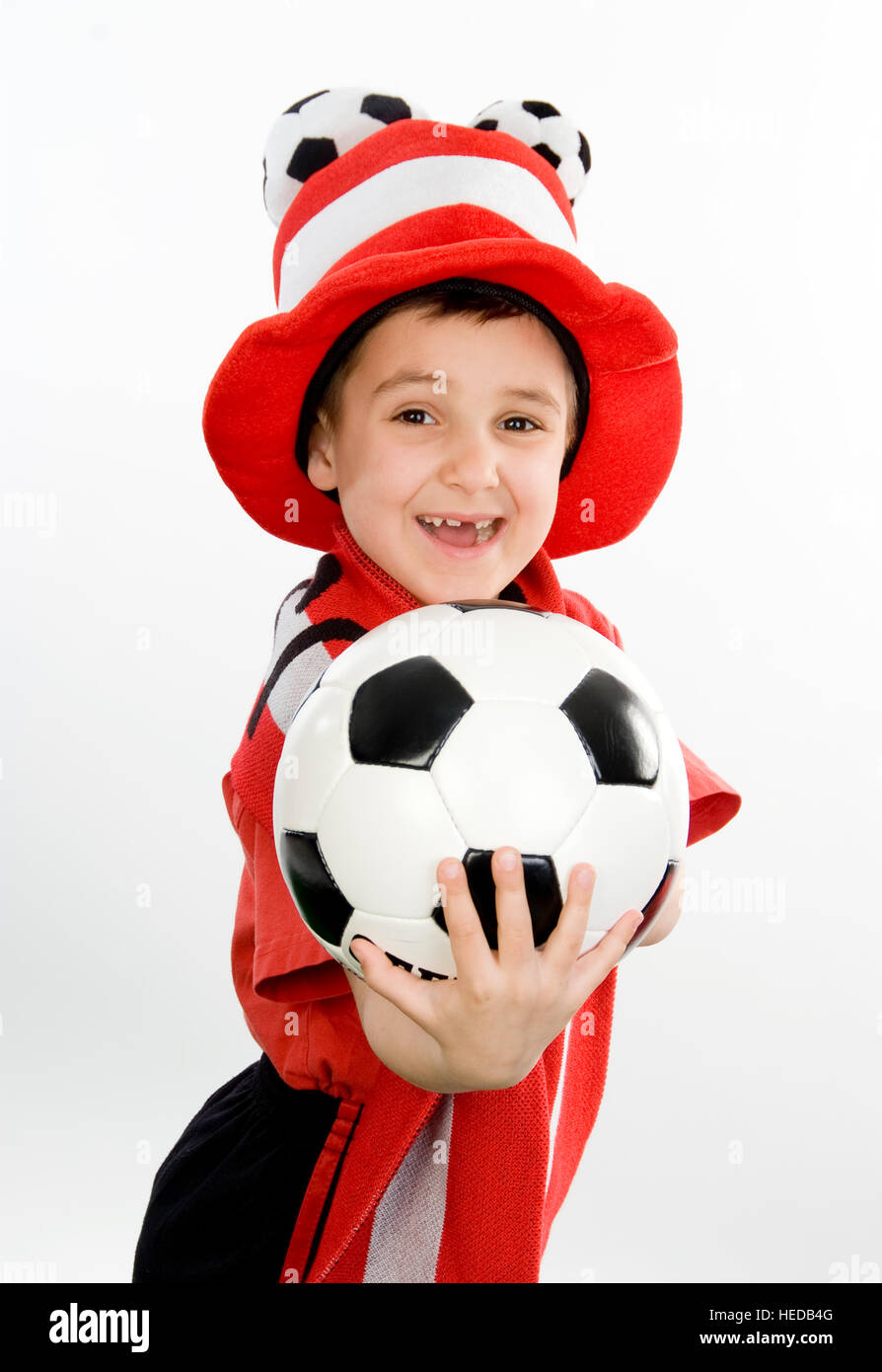 7-jähriger Junge, österreichische Fußball-Fan, Fußball-Anhänger Stockfoto