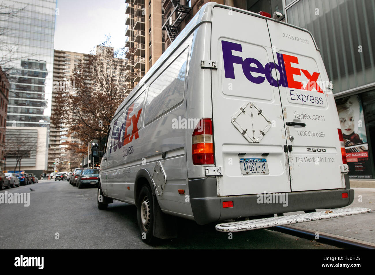 FedEx-van in den Straßen von Manhattan. Stockfoto