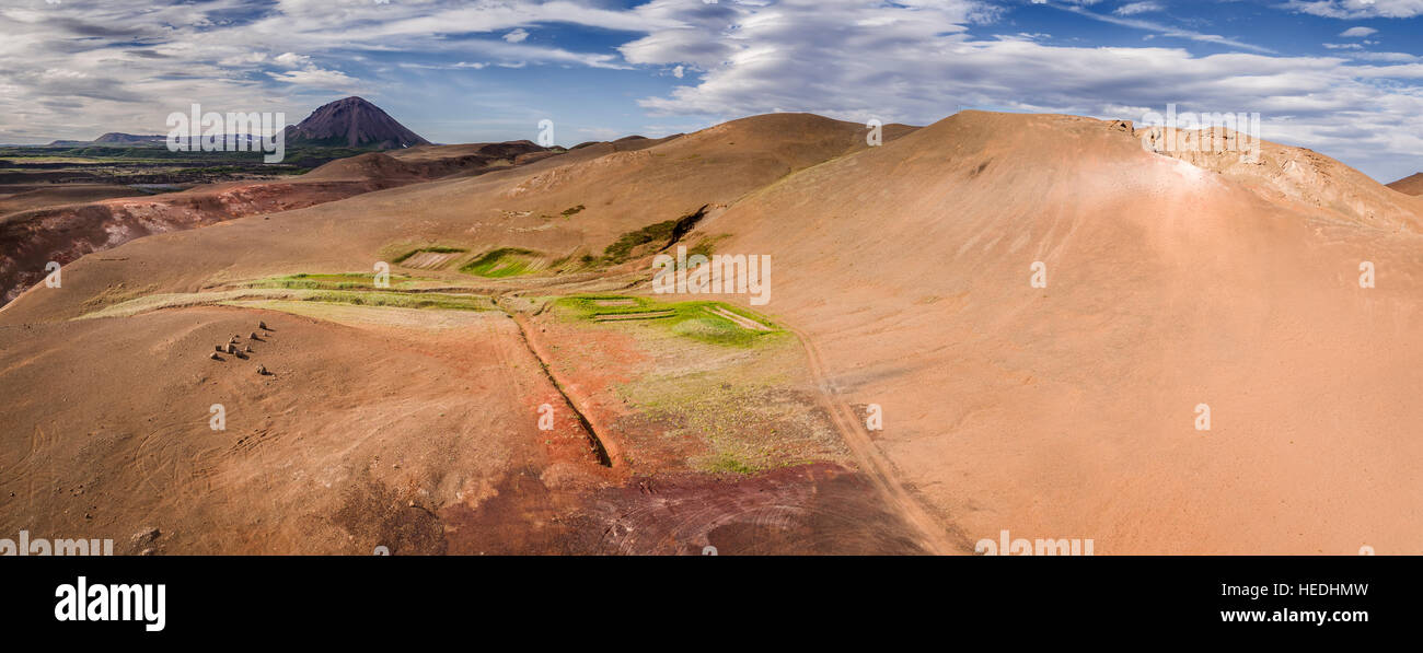 Krummagja Riss, Leirhnukur Sprudel Bereich, Island. Stockfoto
