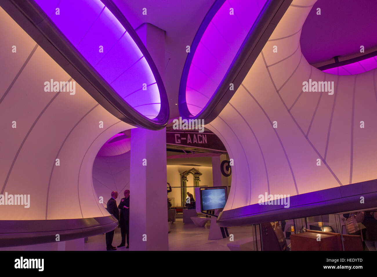 Science Museum, London, UK. 7. Dezember 2016. Mathematik der Winton Gallery, Presse-Preview, entworfen von Zaha Hadid Architects Stockfoto