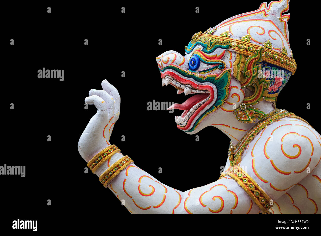 Traditionellen Thai-Stil Hanuman oder Affe Statue in öffentlichen Tempel in Thailand. Isoliert auf weißem Hintergrund. Sparen Sie mit Beschneidungspfad Stockfoto