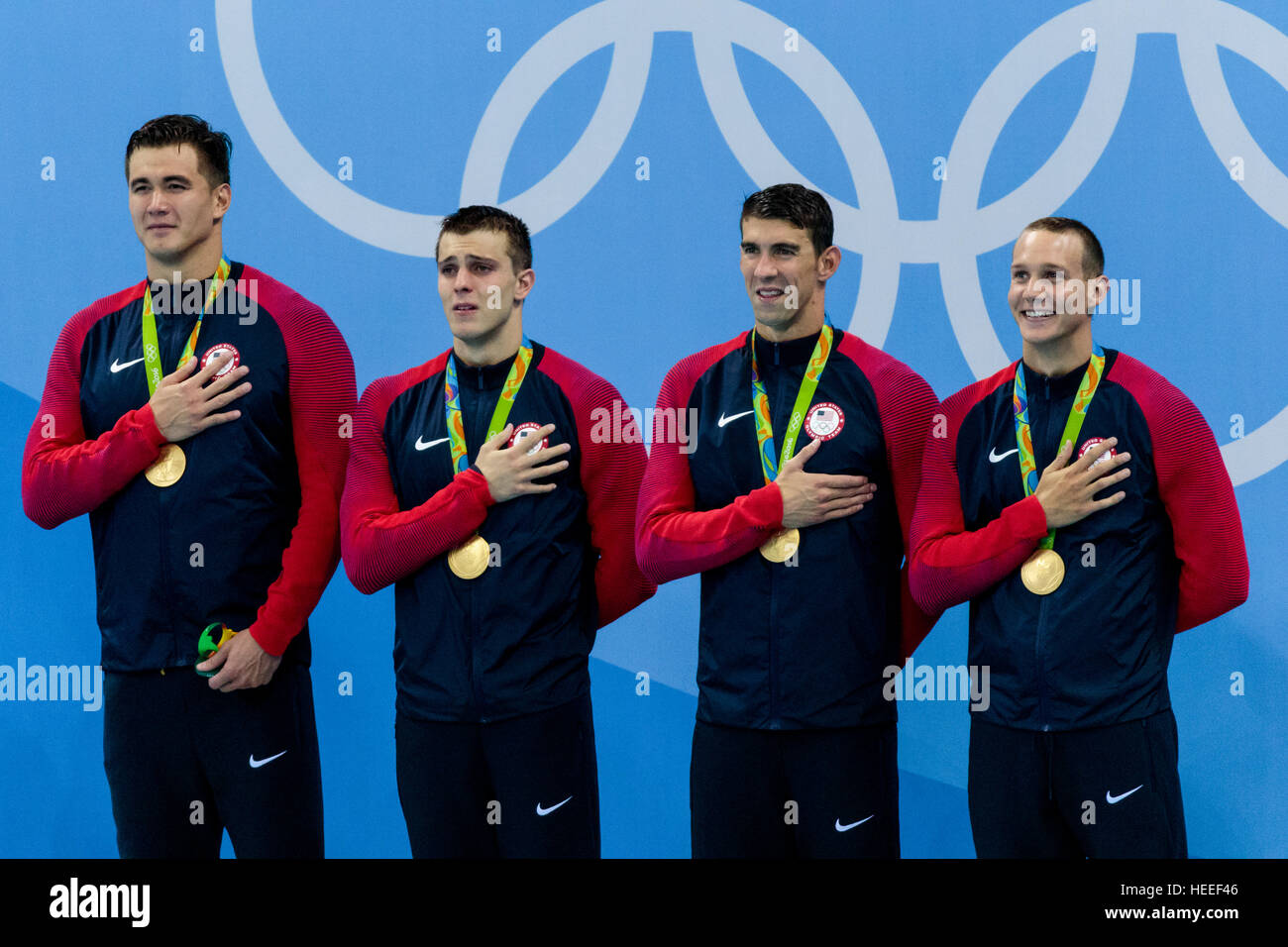 Rio De Janeiro, Brasilien. 7. August 2016.  Team USA-Gold-Medaille WinnersL-R Nathan Adrian, Ryan Held, Michael Phelps, Caeleb Dressel in der Männer 4 x 100m Stockfoto