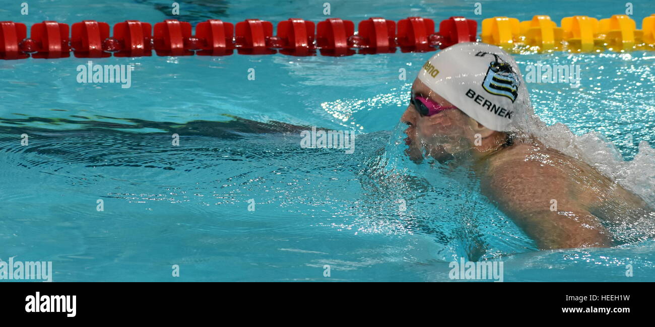 Hong Kong, China - 29. Oktober 2016. Olympiateilnehmer und Weltjugendtag Goldmedaillen-Gewinner Peter BERNEK (HUN) Schwimmen im Lagenschwimmen der Männer 200m vorläufige er Stockfoto