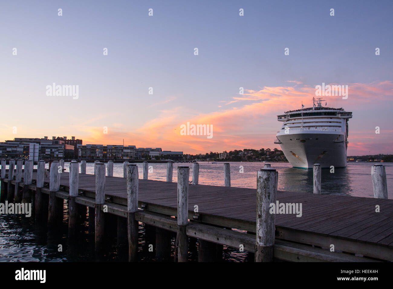 Große Kreuzfahrt in Darling Harbour Sydney Stockfoto