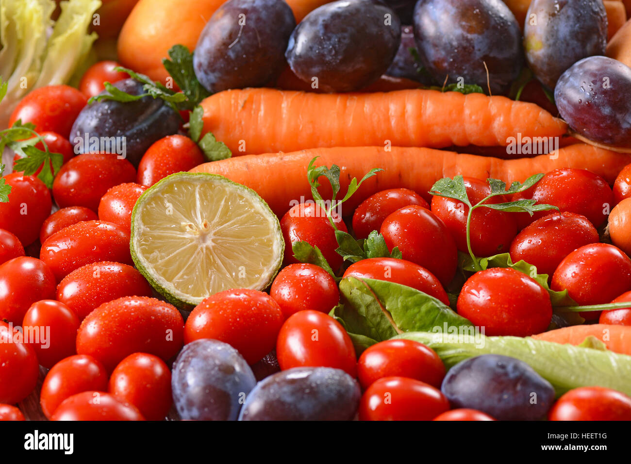 Obst und Gemüse auf dem Tisch Stockfoto