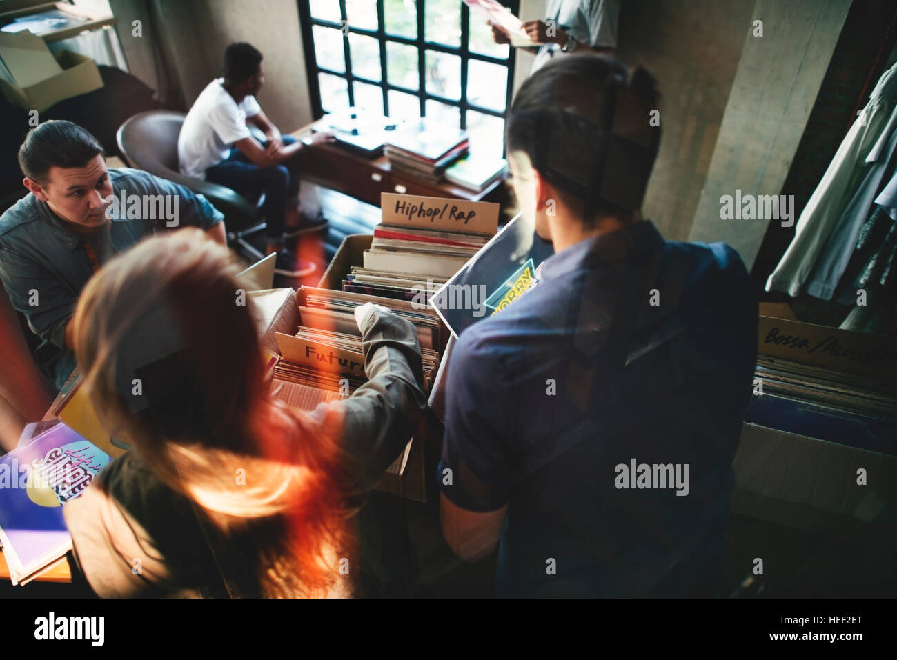 Vinyl Record Store Musik einkaufen Oldschool Klassiker Konzept Stockfoto