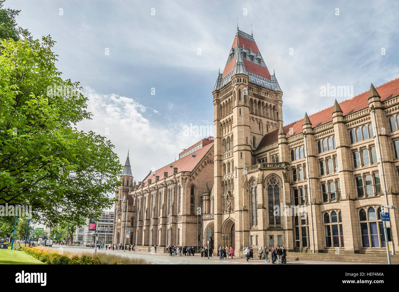 Das alte Viereckgebäude der Universität von Manchester, England, Großbritannien Stockfoto