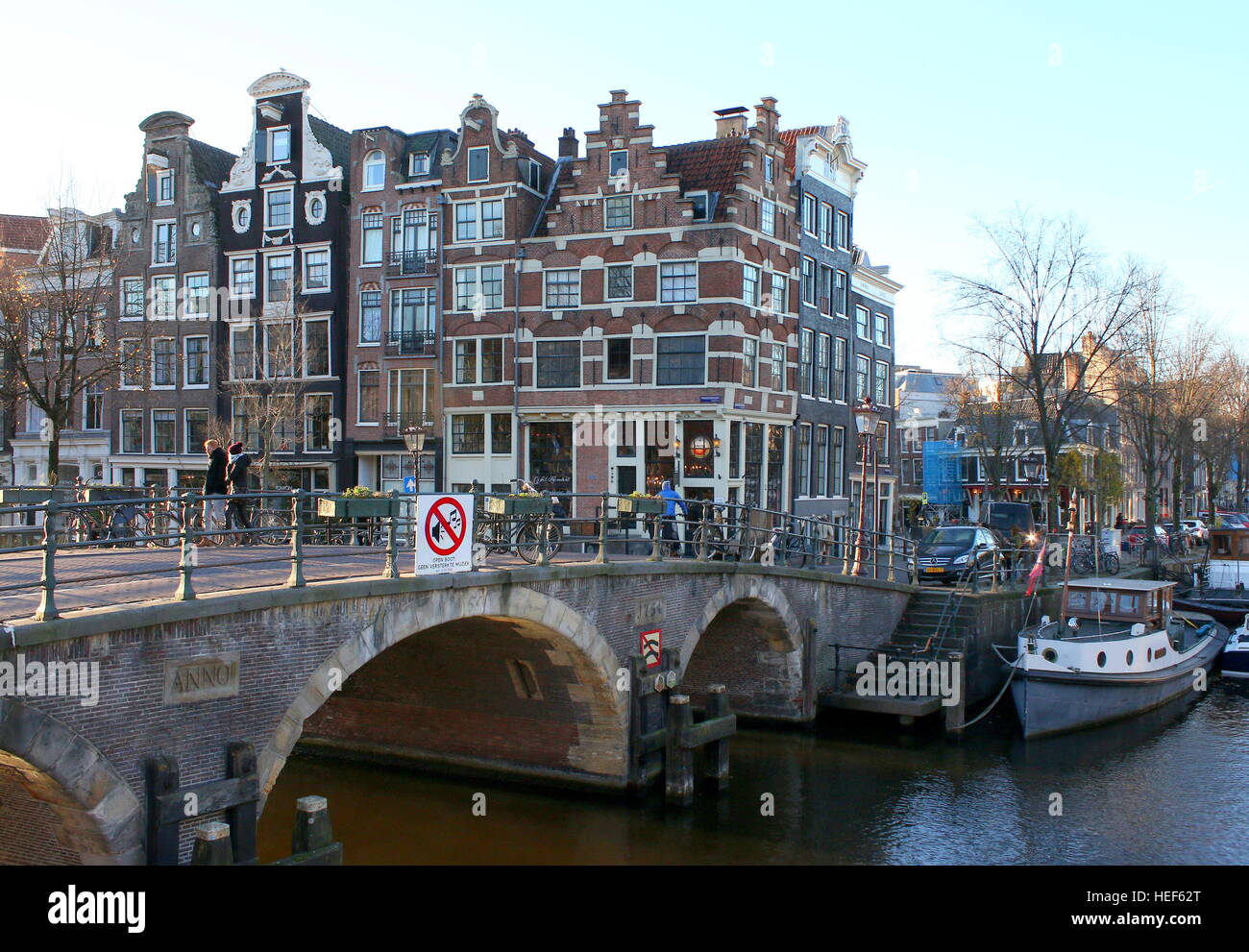 17. / 18. Jahrhundert Häuser Prinsengracht Brouwersgracht Kanal in Amsterdam, Niederlande trifft, winter 2016/17 Stockfoto