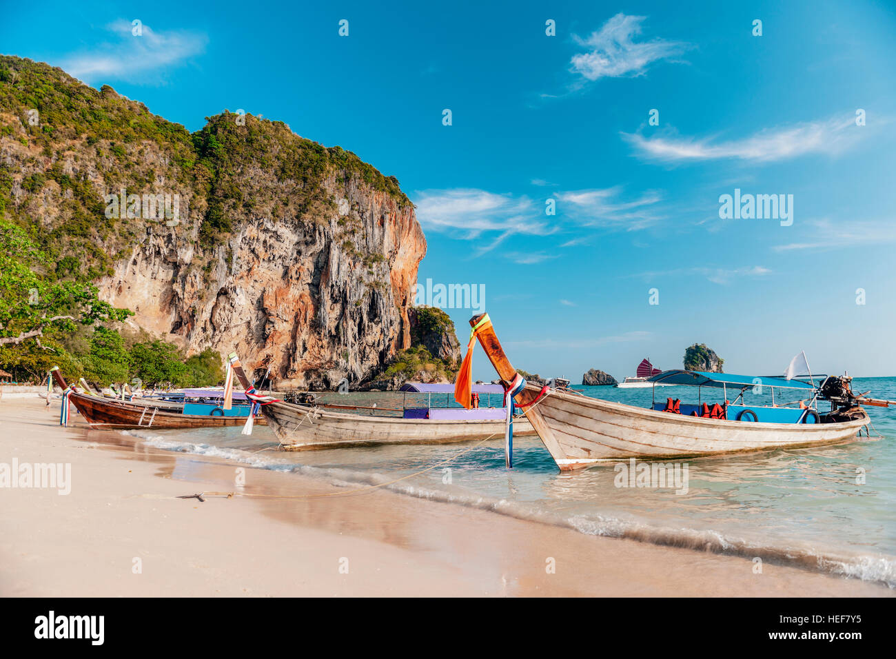 Wasser Taxi Tourismus Long Tail Boot Strand Konzept Stockfoto
