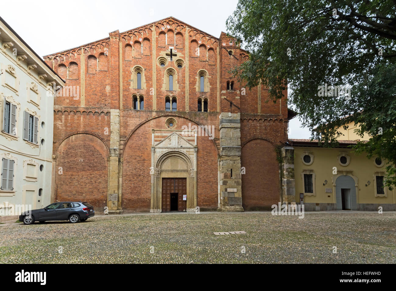Fassade von San Pietro in Ciel d'Oro Kirche, Pavia, Italien. Stockfoto