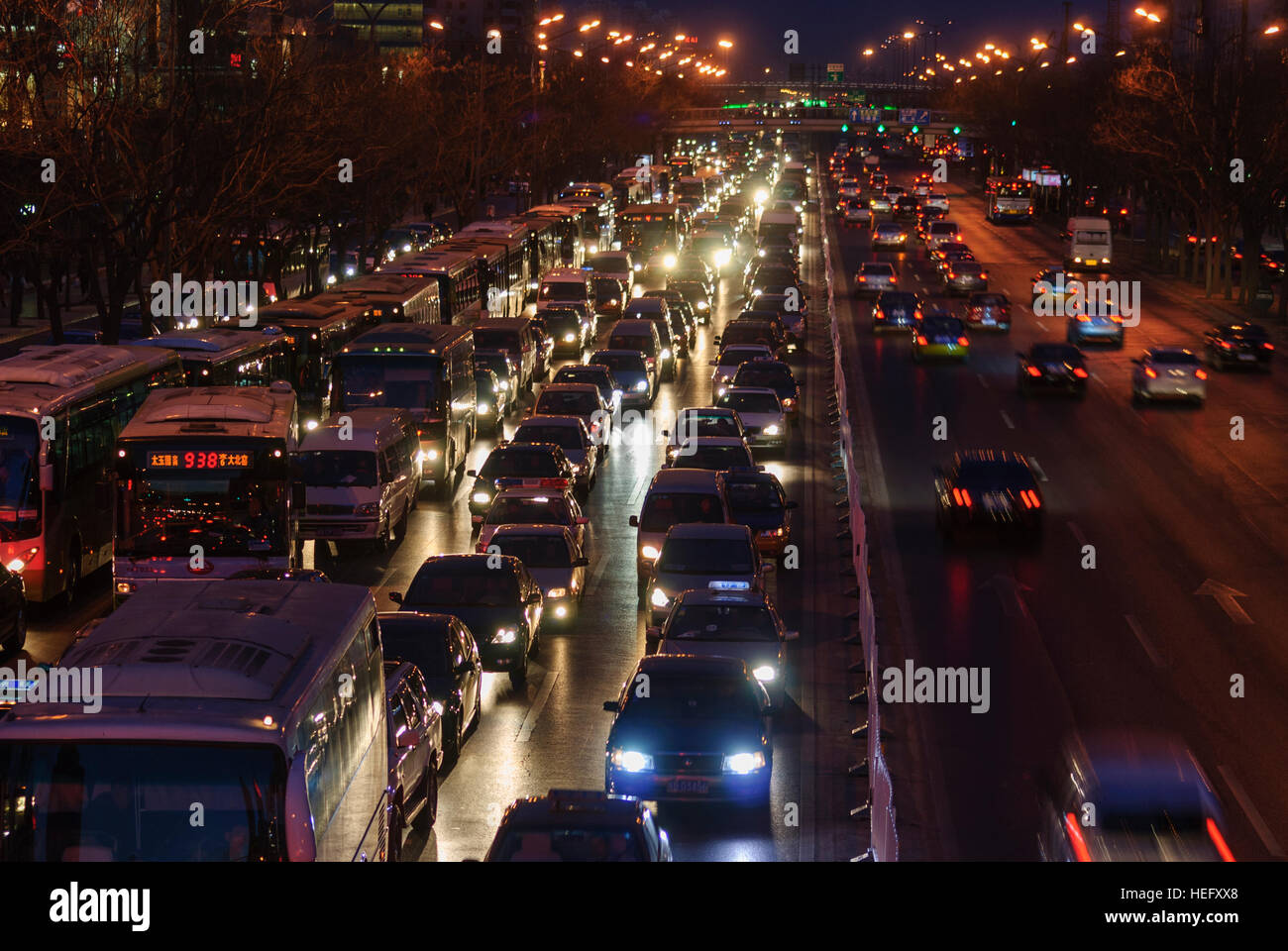 Peking: CBD mit Straße Jianguo Lu, Beijing, China Stockfoto
