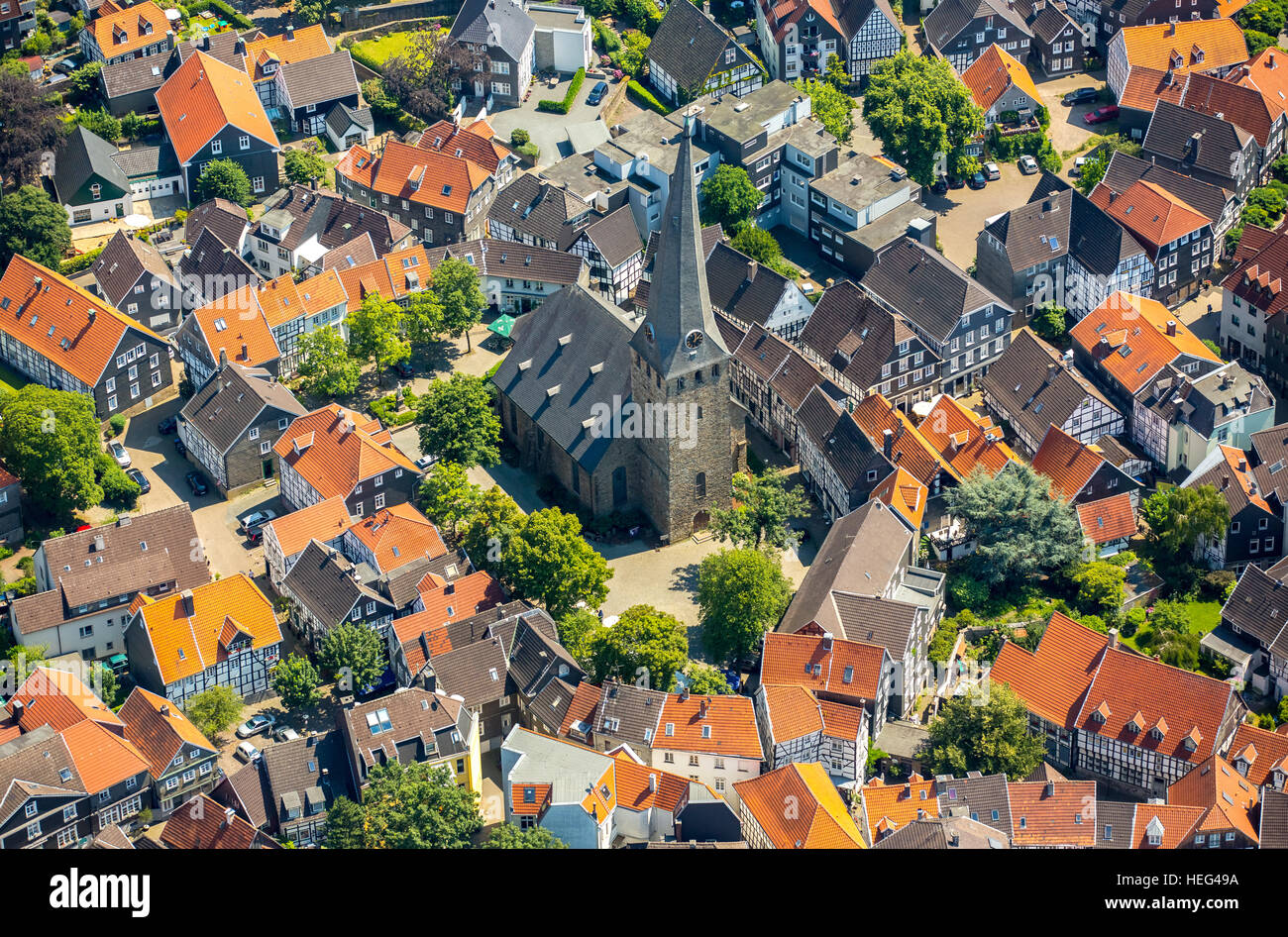 Luftaufnahme, Altstadt mit St. Georgs-Kirche, Hattingen, Ruhr, Nordrhein-Westfalen, Deutschland Stockfoto