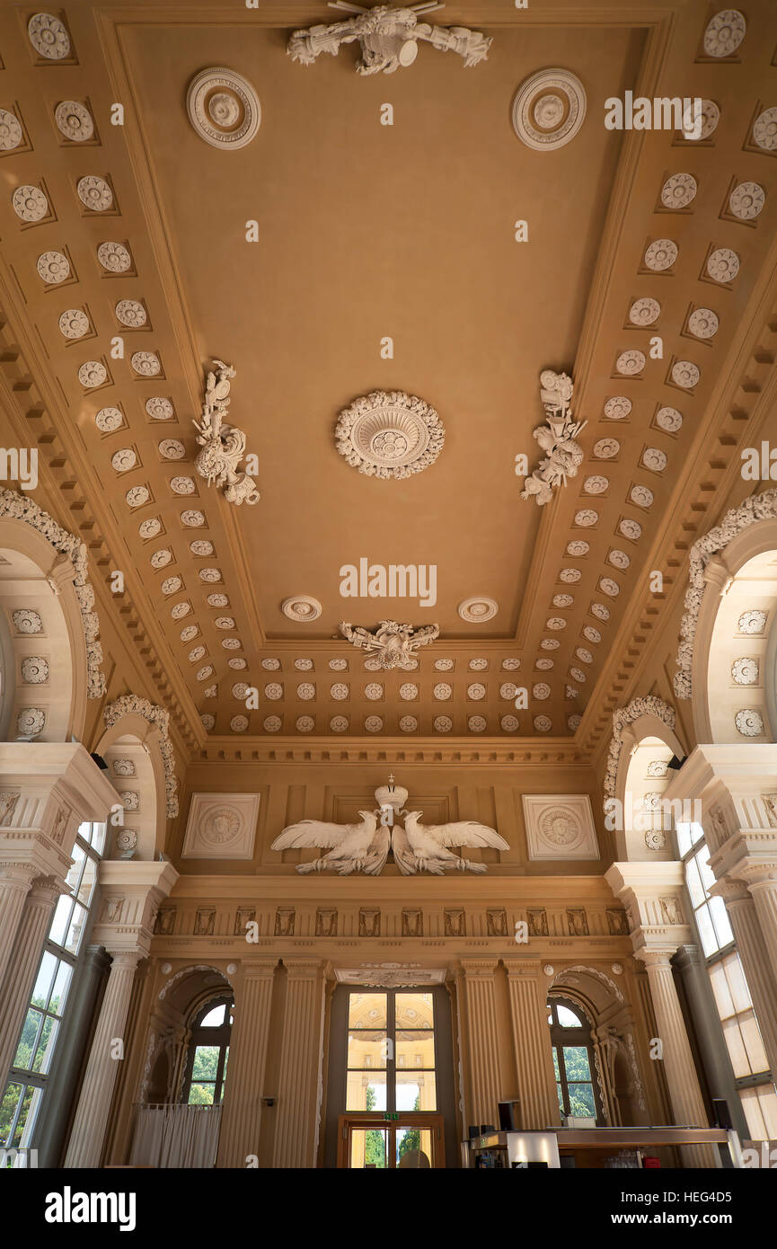 Dekorative Innenausstattung, Gloriette Arcade, Restaurant und Café, Schloss Schönbrunn, Schloss Schönbrunn, Wien, Österreich Stockfoto
