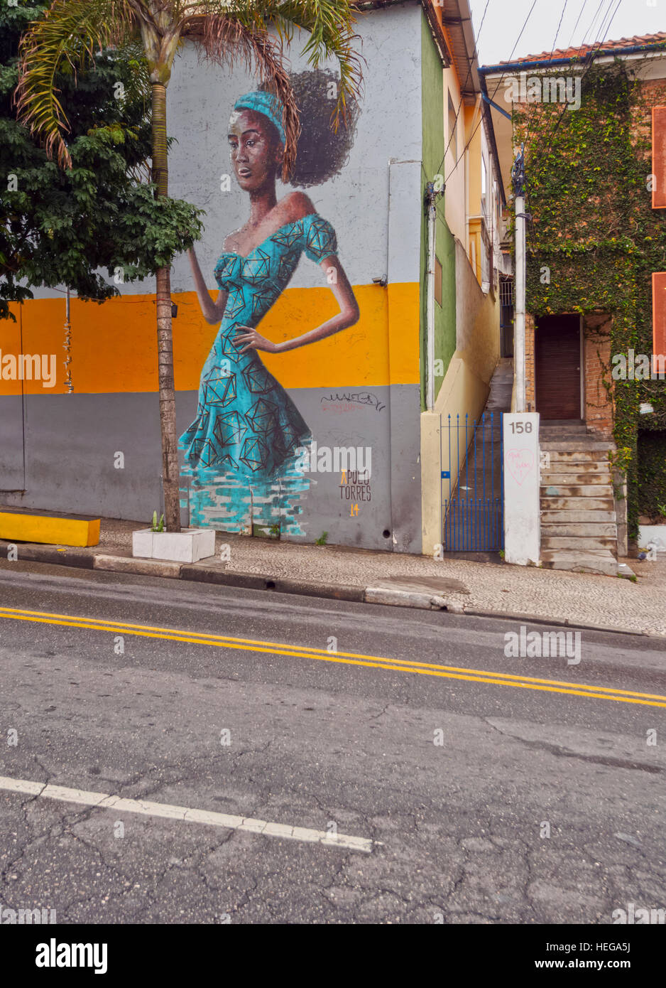 Brasilien, Bundesstaat Sao Paulo, São Paulo, Vila Madalena, Graffiti in Beco Batman zu tun. Stockfoto