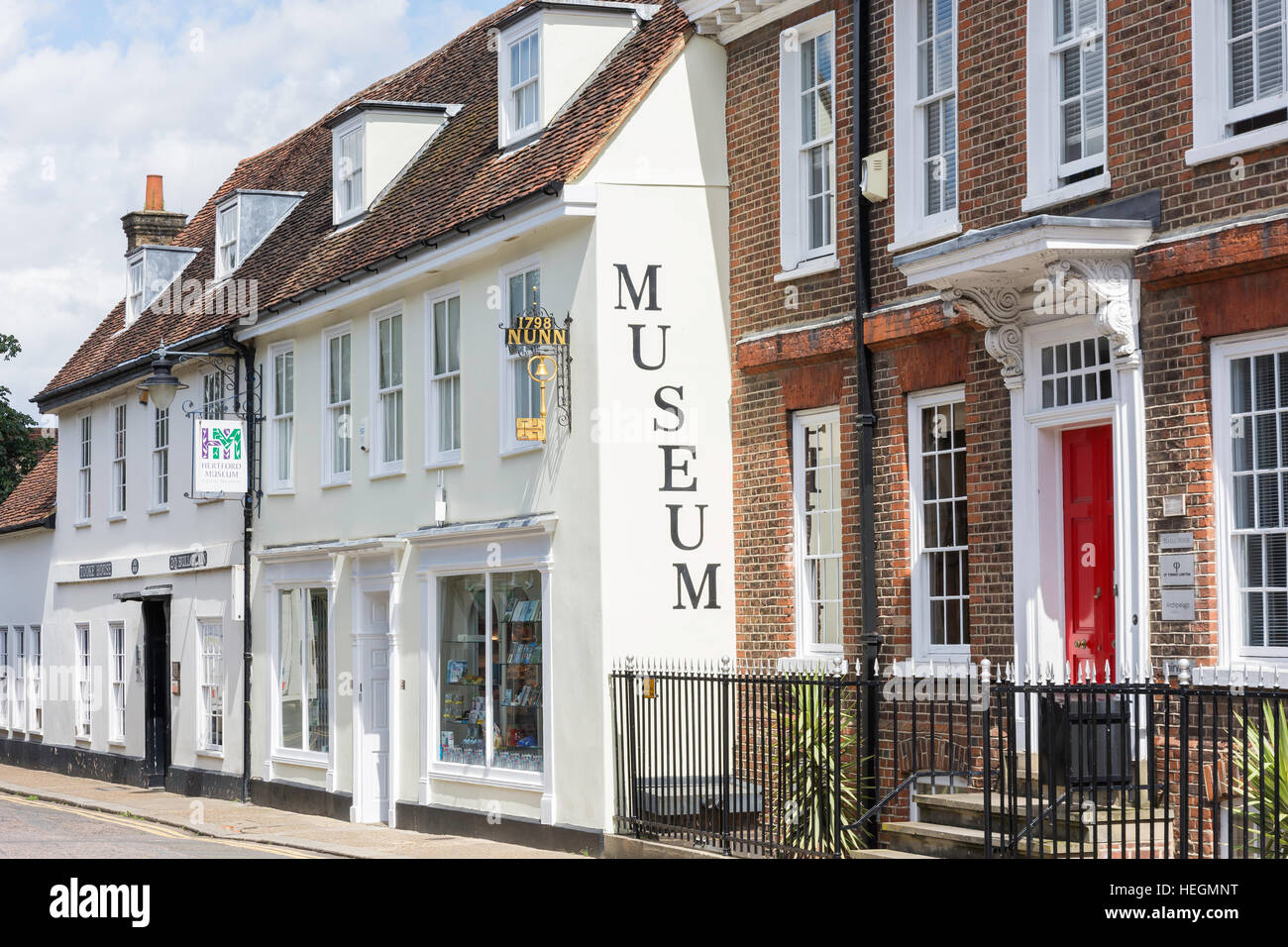 Hertford Museum im 17. Jahrhundert Stadthaus, Bull Plein, Hertford, Hertfordshire, England, Vereinigtes Königreich Stockfoto