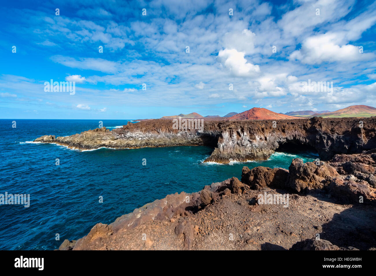 Küste von Los Hervideros Lanzarote Stockfoto